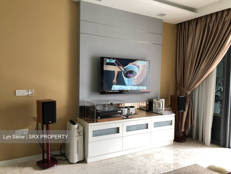 The Lakefront Residences (D22), Condominium #214504271